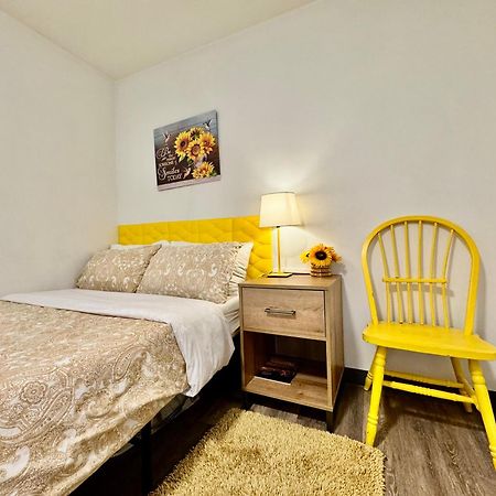 Private Room With Shared Bathroom On The 1St Floor 10 Minutes Walk To University Of Washington Seattle Ngoại thất bức ảnh